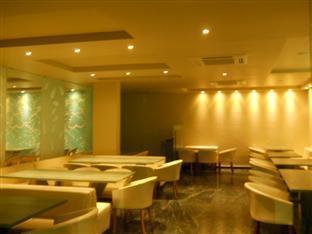 Hotel Grand 3D Bhuj Exterior foto