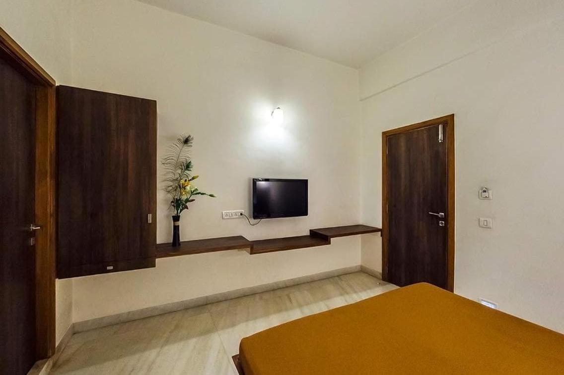 Hotel Grand 3D Bhuj Exterior foto